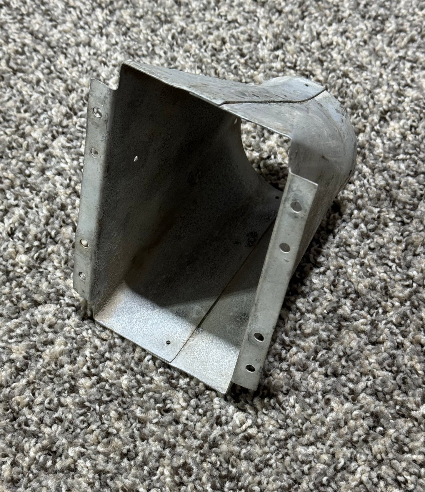 1756001-1 Cessna 172K Oil Cooler Duct