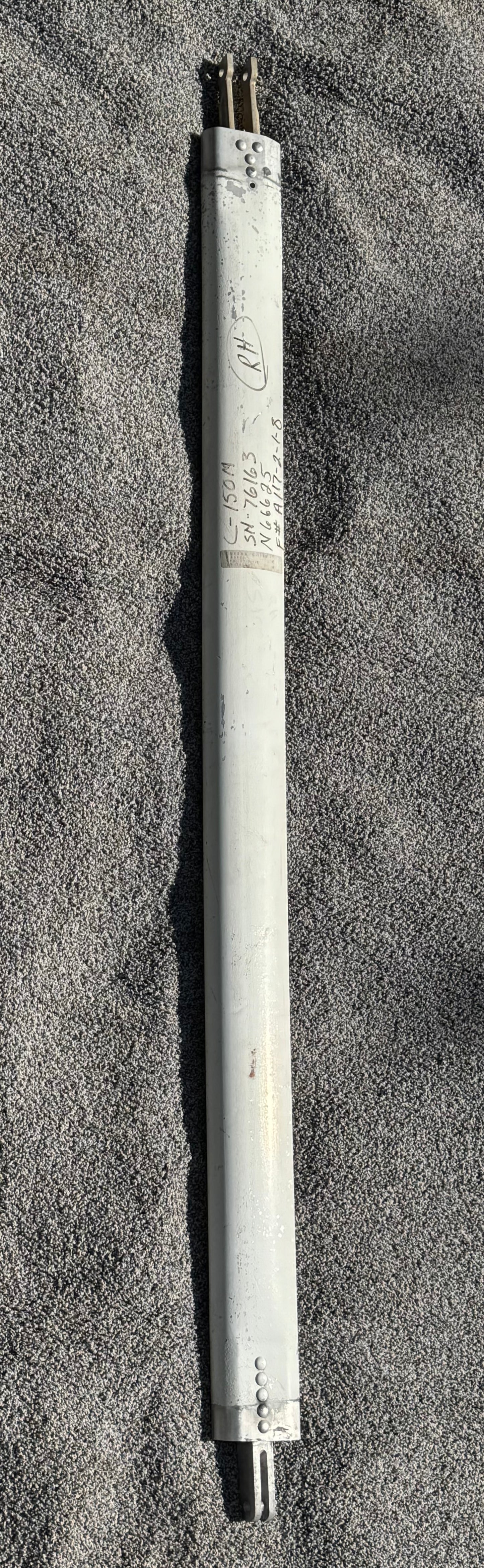 0421000-2 C-150M RH Wing Strut Assy