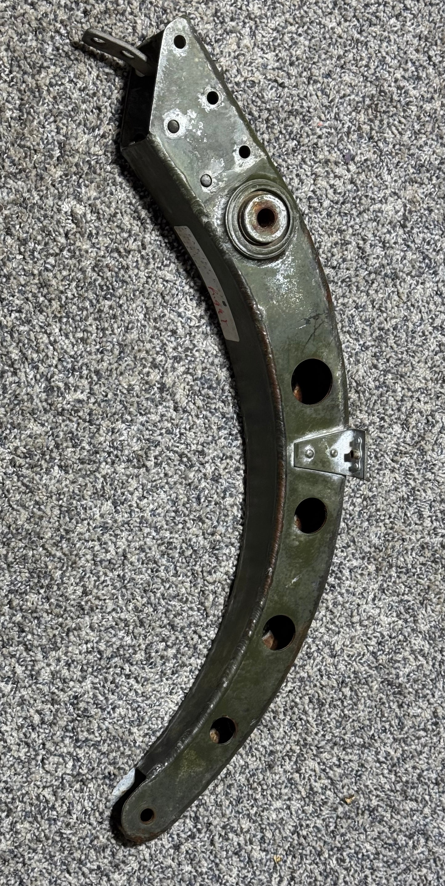 2351038-40 Learjet 25B Engine Yoke RH Assembly