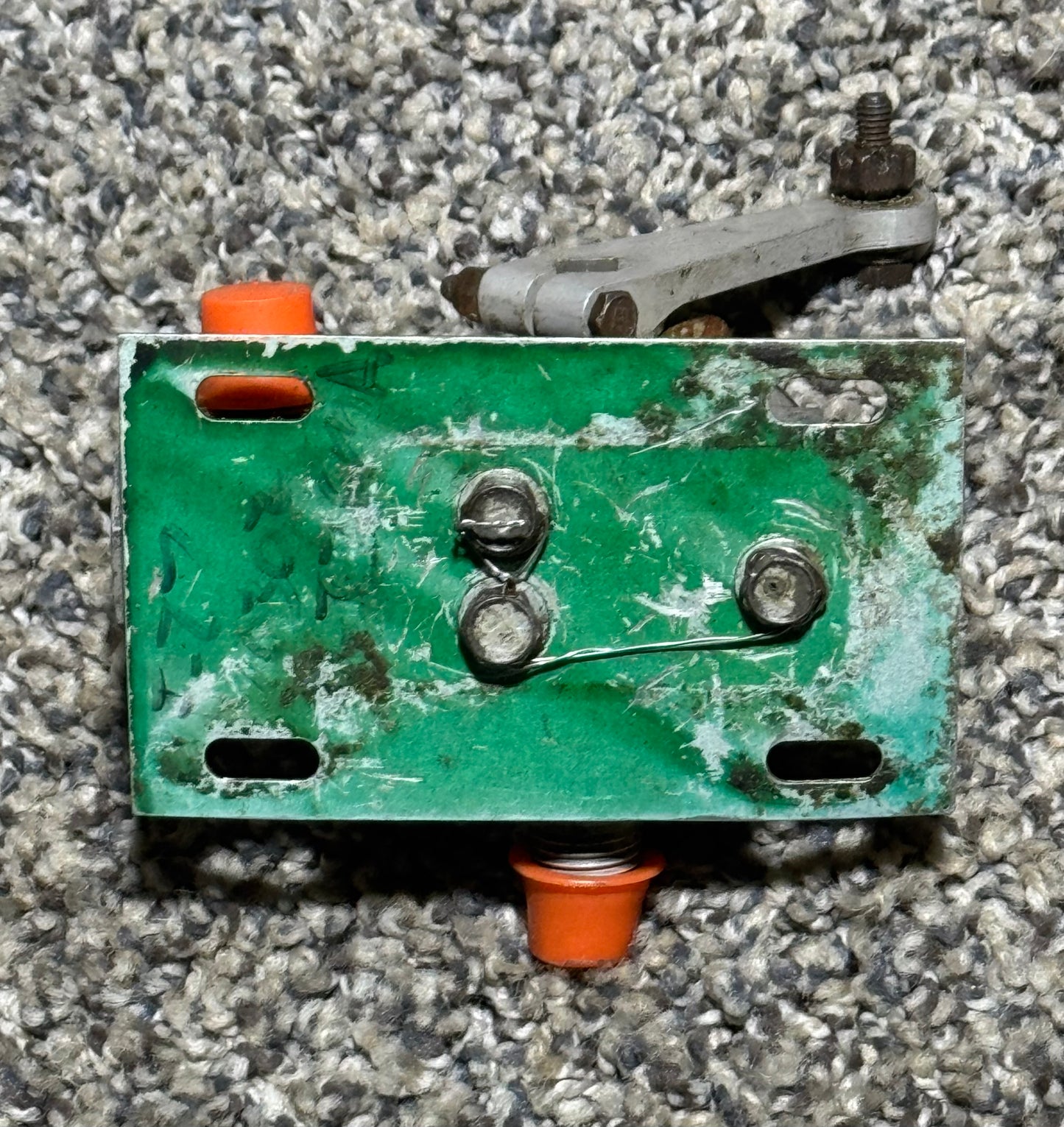 AC12562 Dunlop Valve Assy
