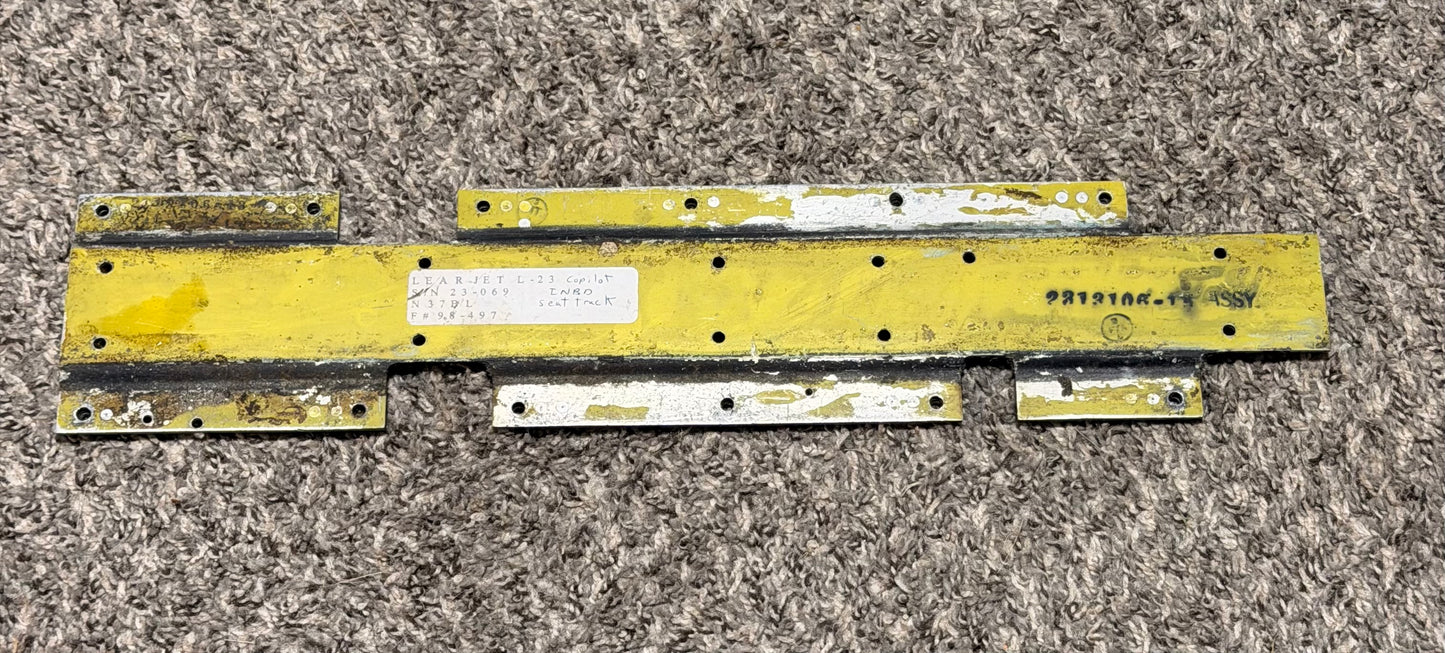 2313106-15 Learjet L23 Co-Pilot Inbd Seat Track Assy