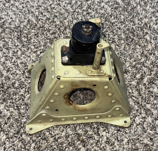 137119E405 JetStream 31 LH Pulley Mounting Assy