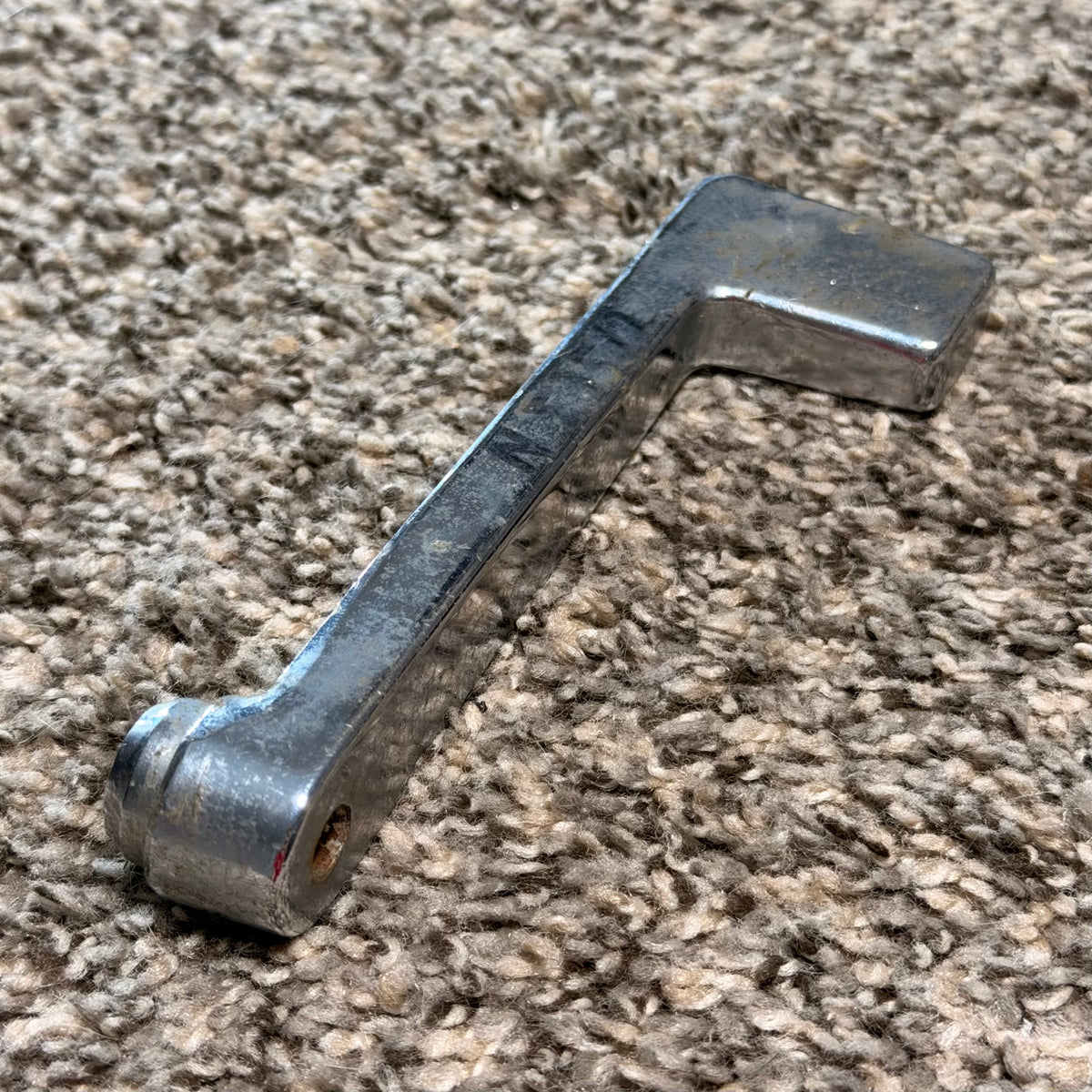 1217053-4 Cessna 172/182RG Inside Door Handle Assembly