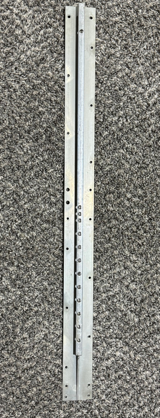2414002-2 Cessna-172RG RH Seat Rail Track