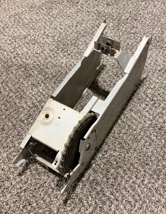 0513368-201 Cessna 172N Console Structure