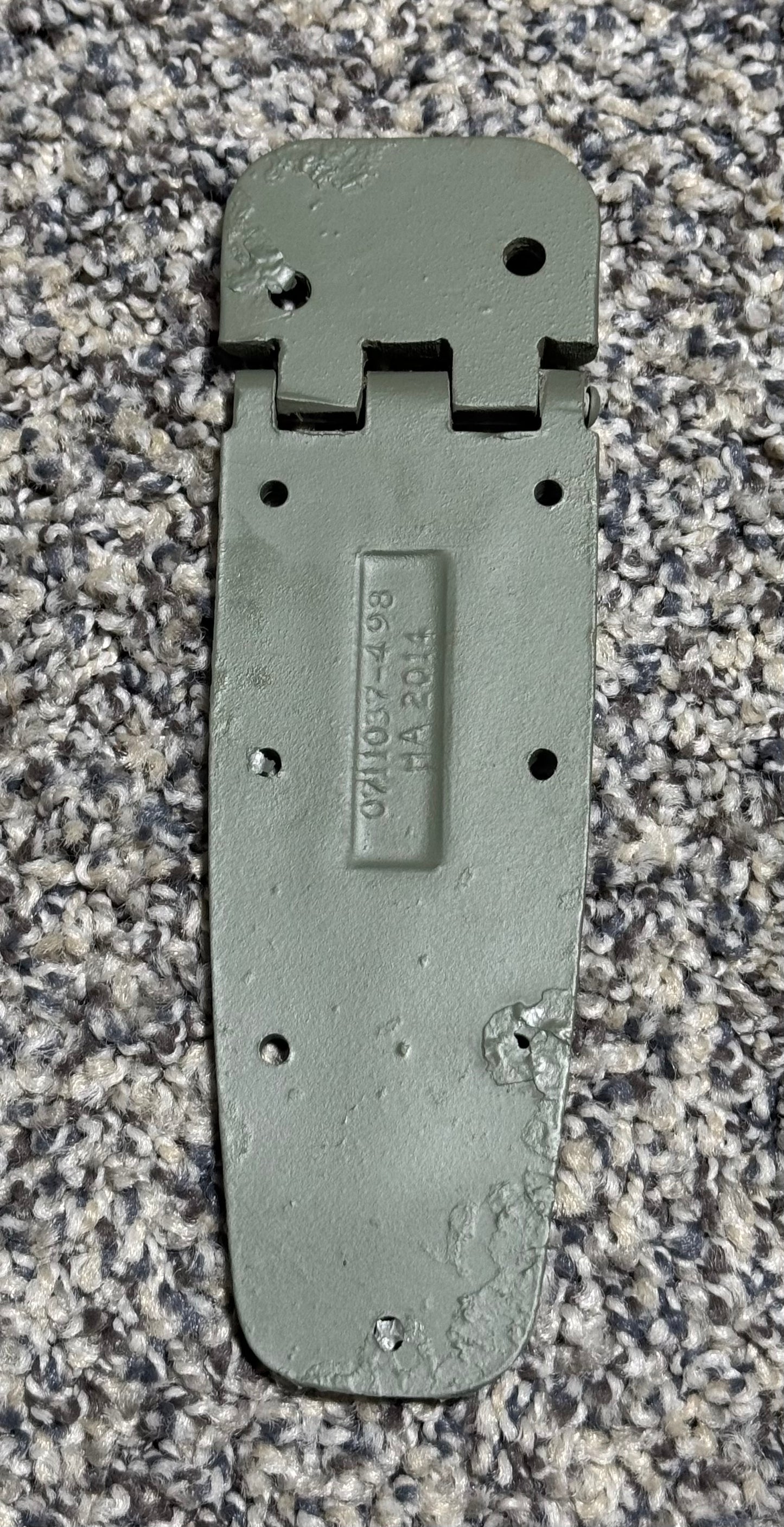 0711037-498 Cessna Door Hinge