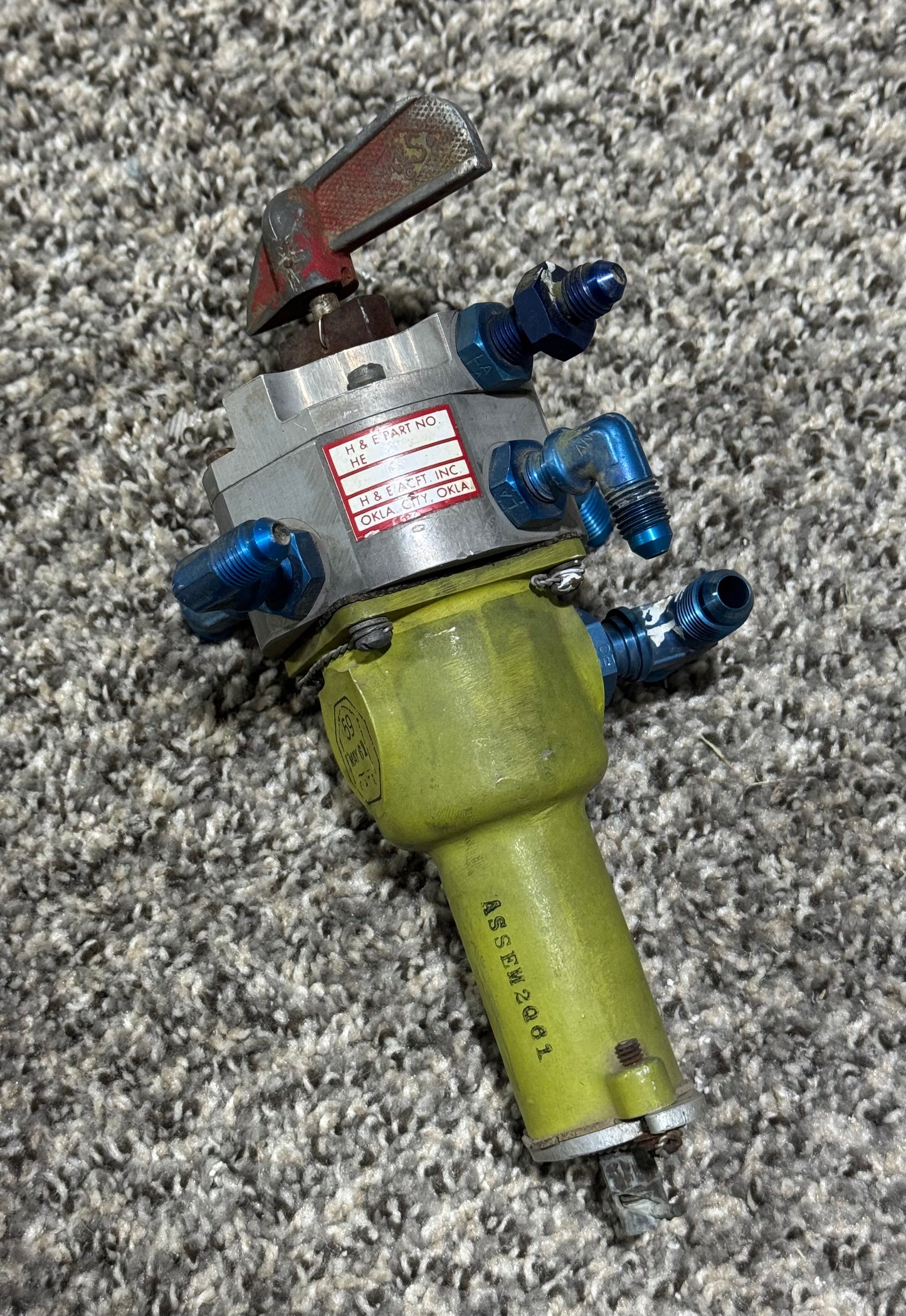 HE733 Beechcraft-N35 H And E Fuel Selector Valve Assembly