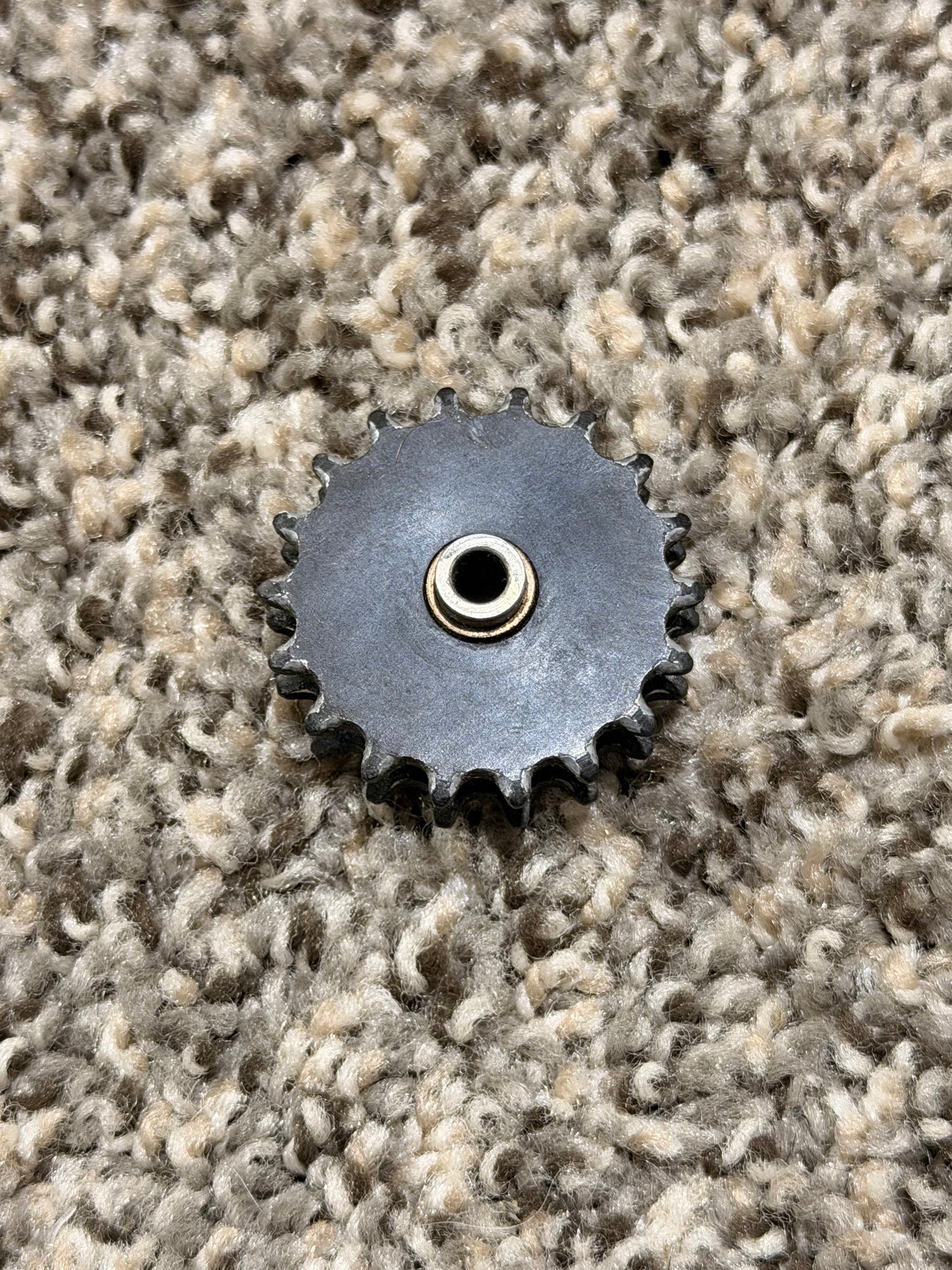 1261472-1 Cessna 210 Dual Rudder Trim Sprocket Assy