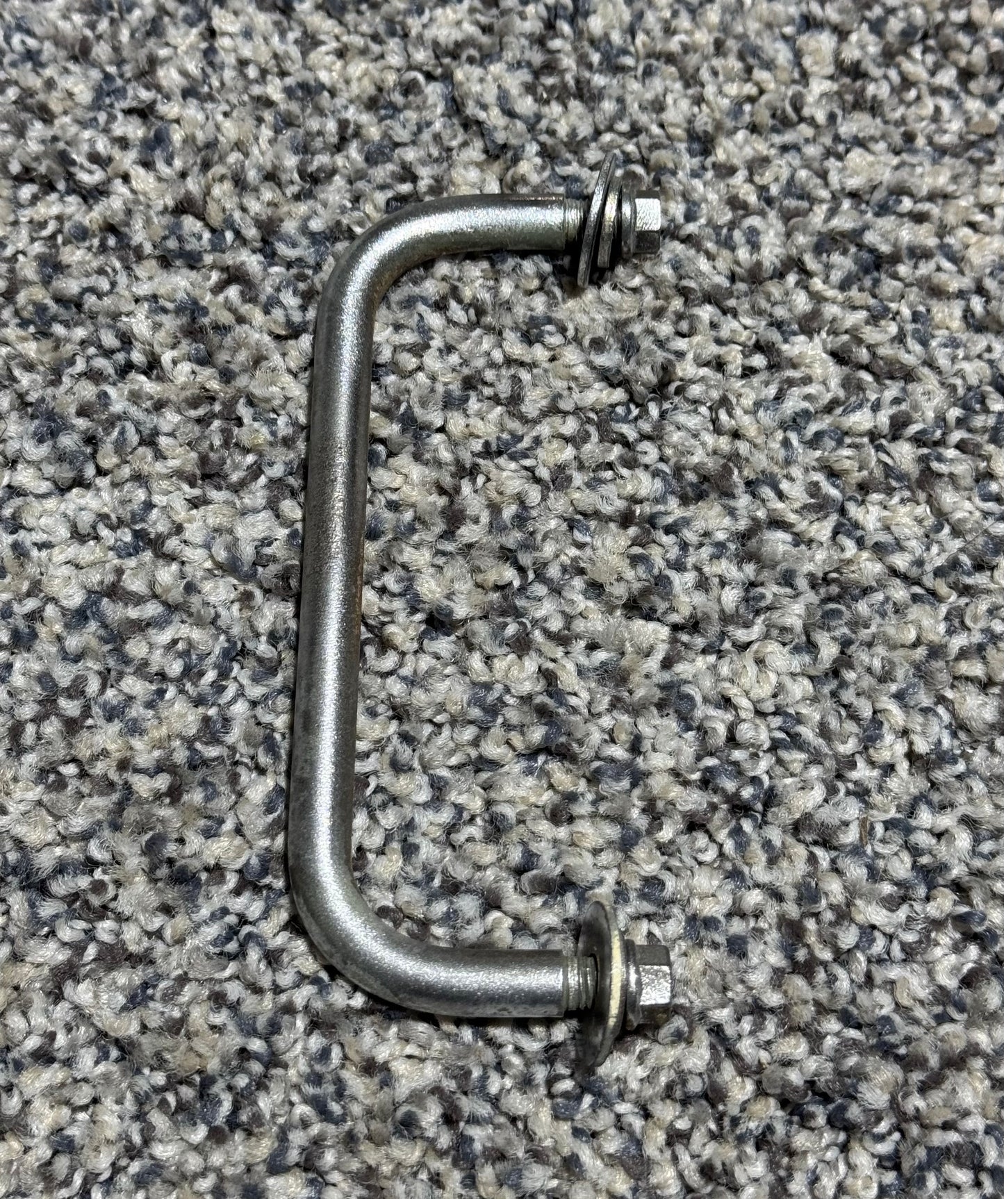 1613224-2 C182 Assist Handle