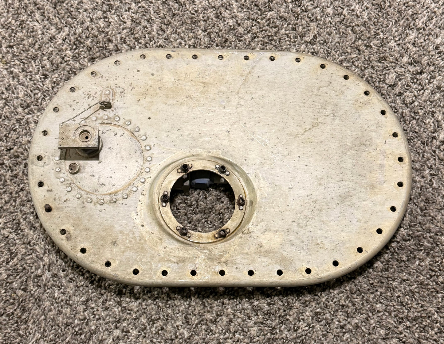 100-980015-602 King Air A100 Right Fuel Bay Cover W/ Vent Valve Assembly