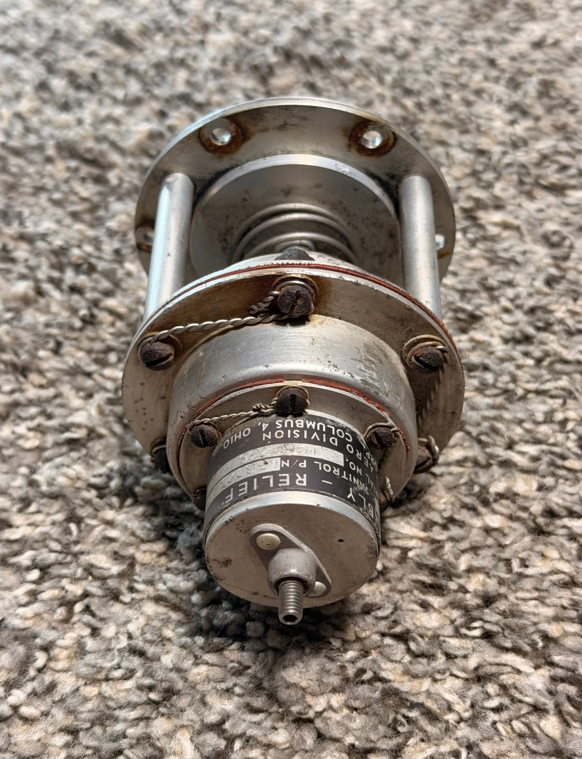 36D27 Relief Valve Assembly