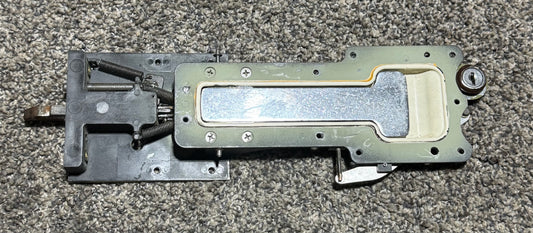 0717024-21, 0717024-12 Cessna T210N Cabin Door Latch Assy
