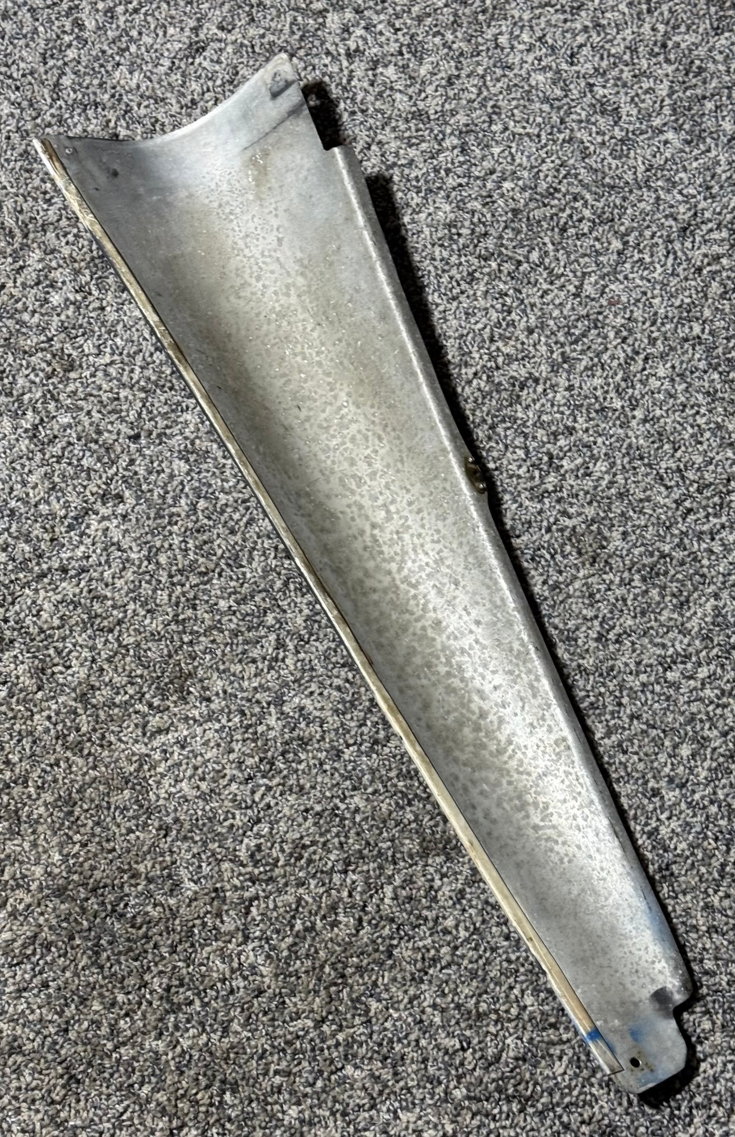 0530010-6 Cessna 172N RH Horizontal Stabilizer Fairing