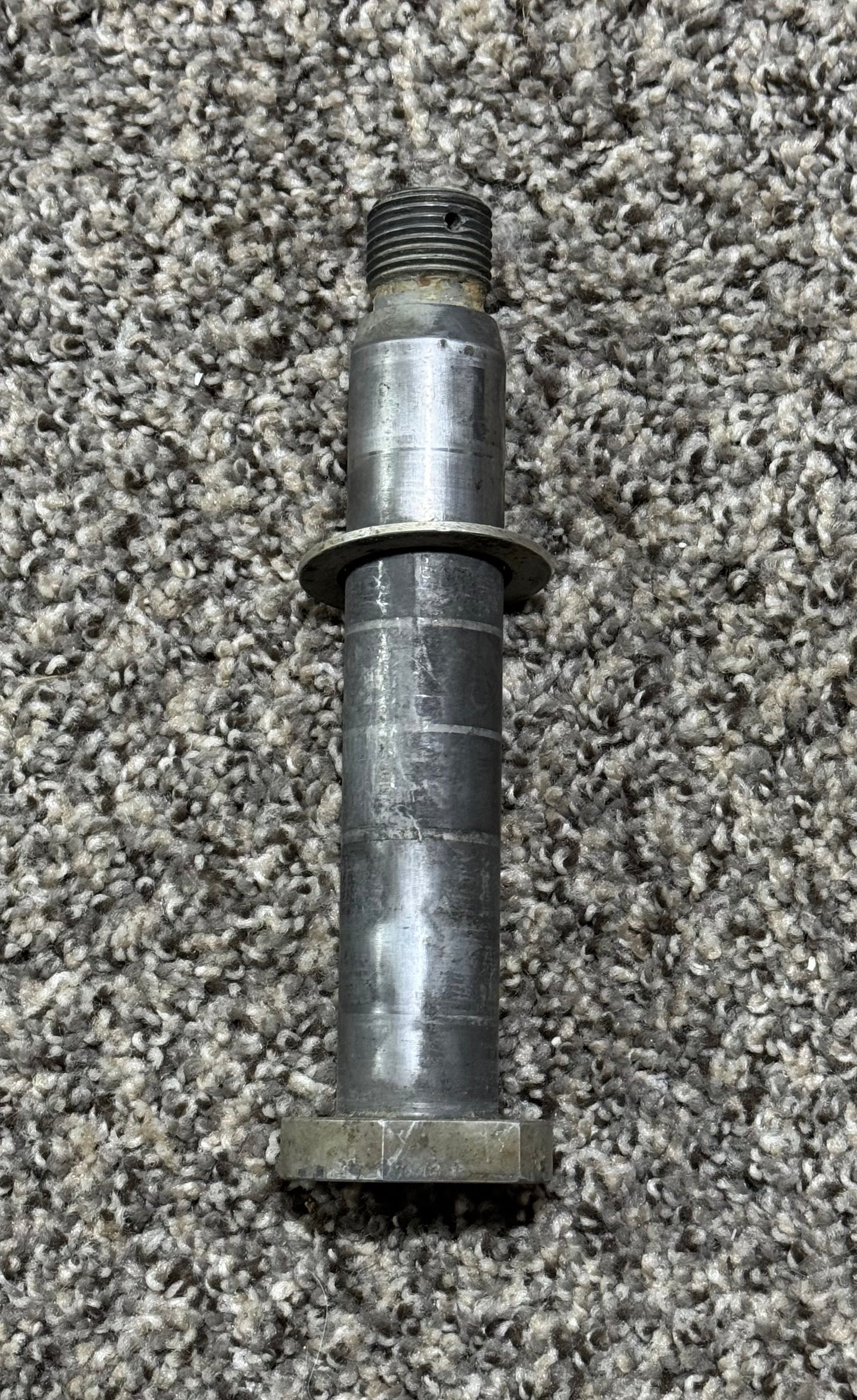 45A97124-7 Bolt 1in Thread