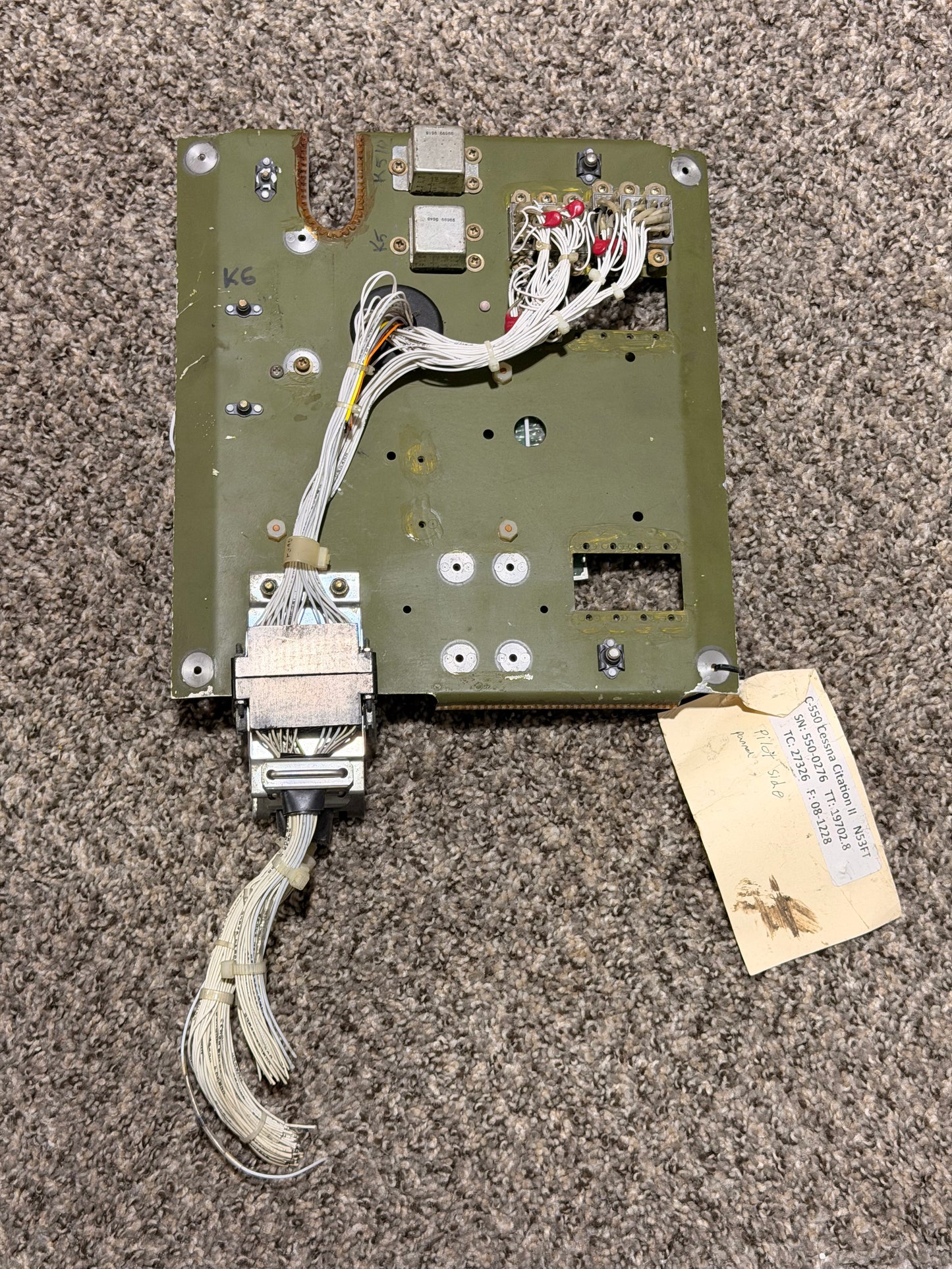 6518111-12 Cessna Citation 550 Side Console Panel Pilot Side