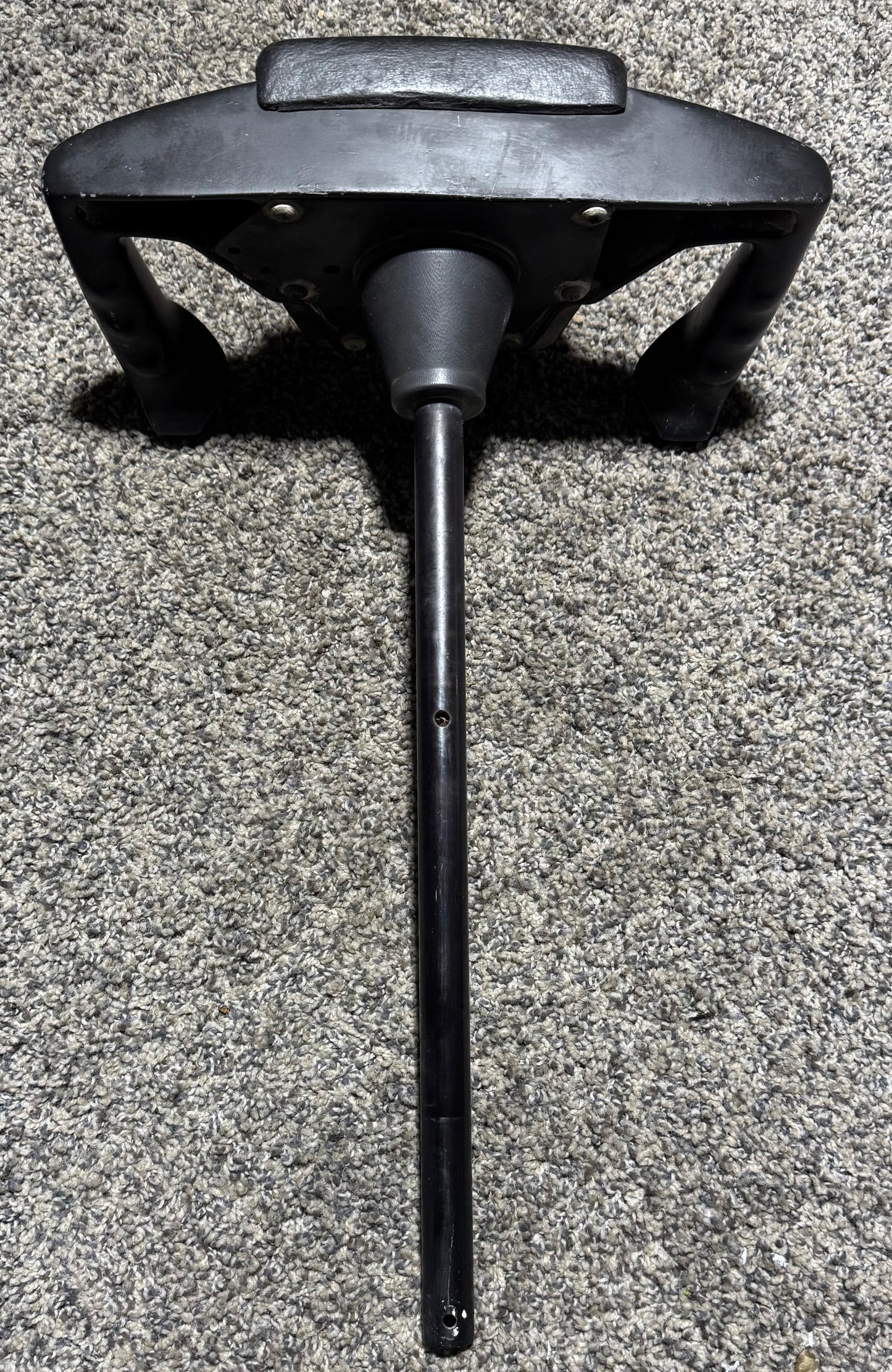 0760019-15 Cessna 210M Control Wheel Assy