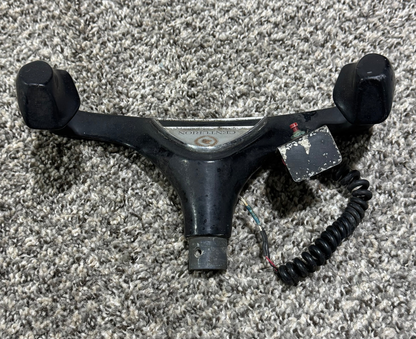 1560001-2 Cessna 210F Control Wheel W/ Transmit Switch