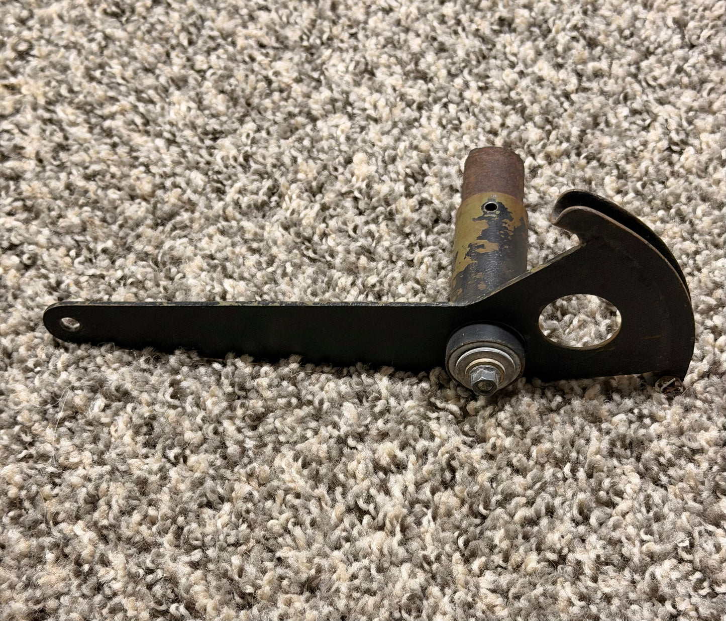 1260425-1 Cessna T210N Control Yoke Arm RH Assy