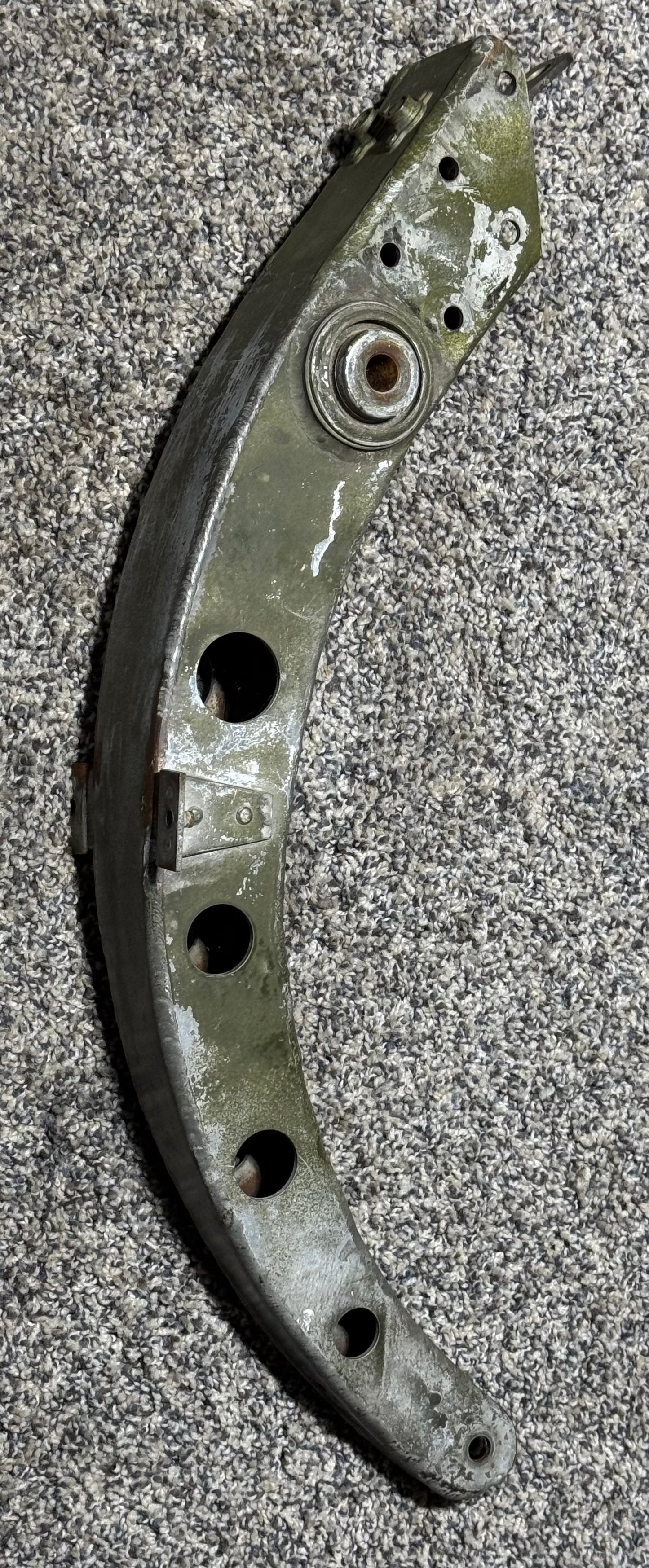 2351038-40 Learjet 25B Engine Yoke LH Assembly