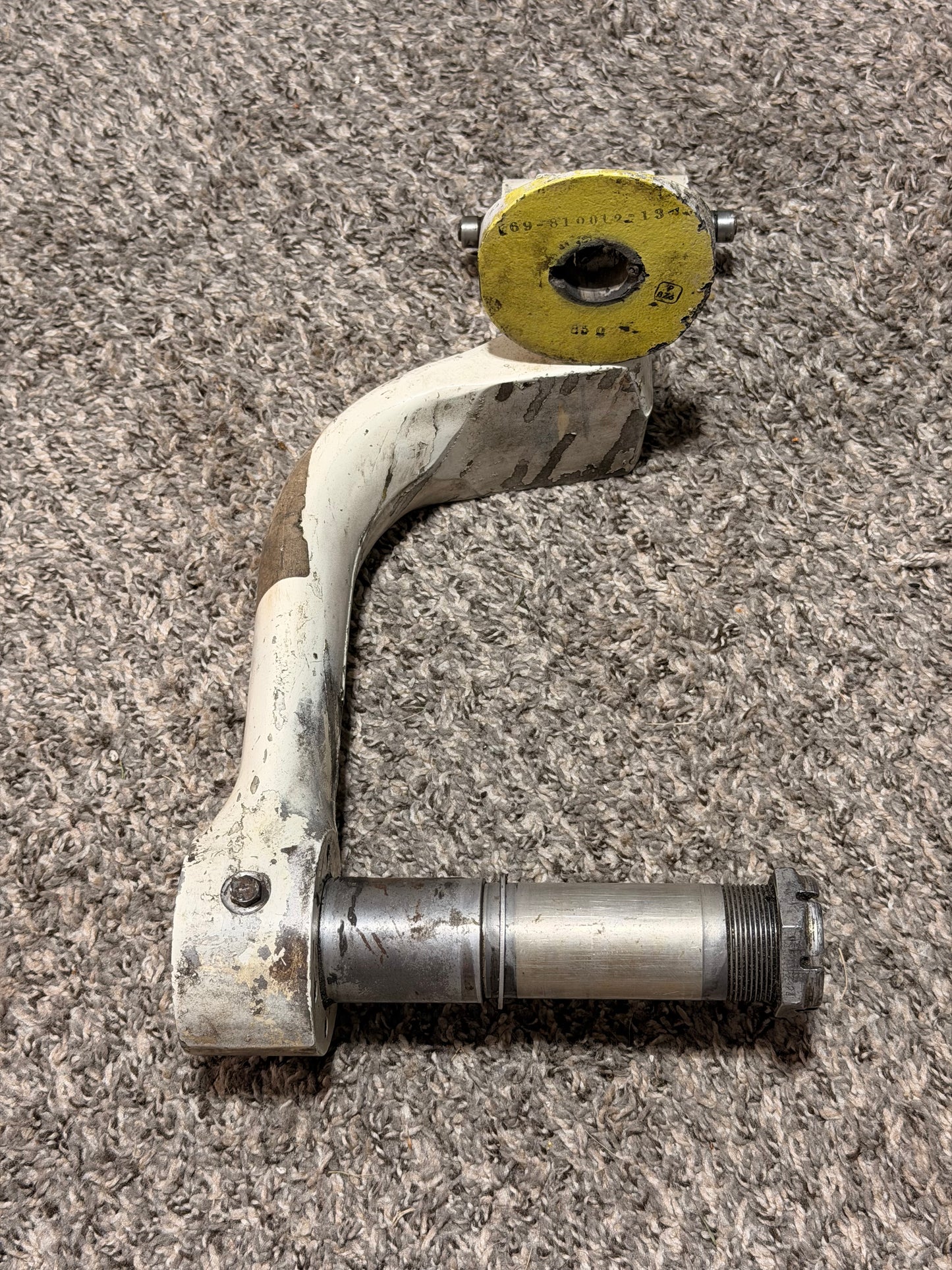 169-810000-608 Beechcraft B-19 Main Gear Fork W/ RH Axle Assy