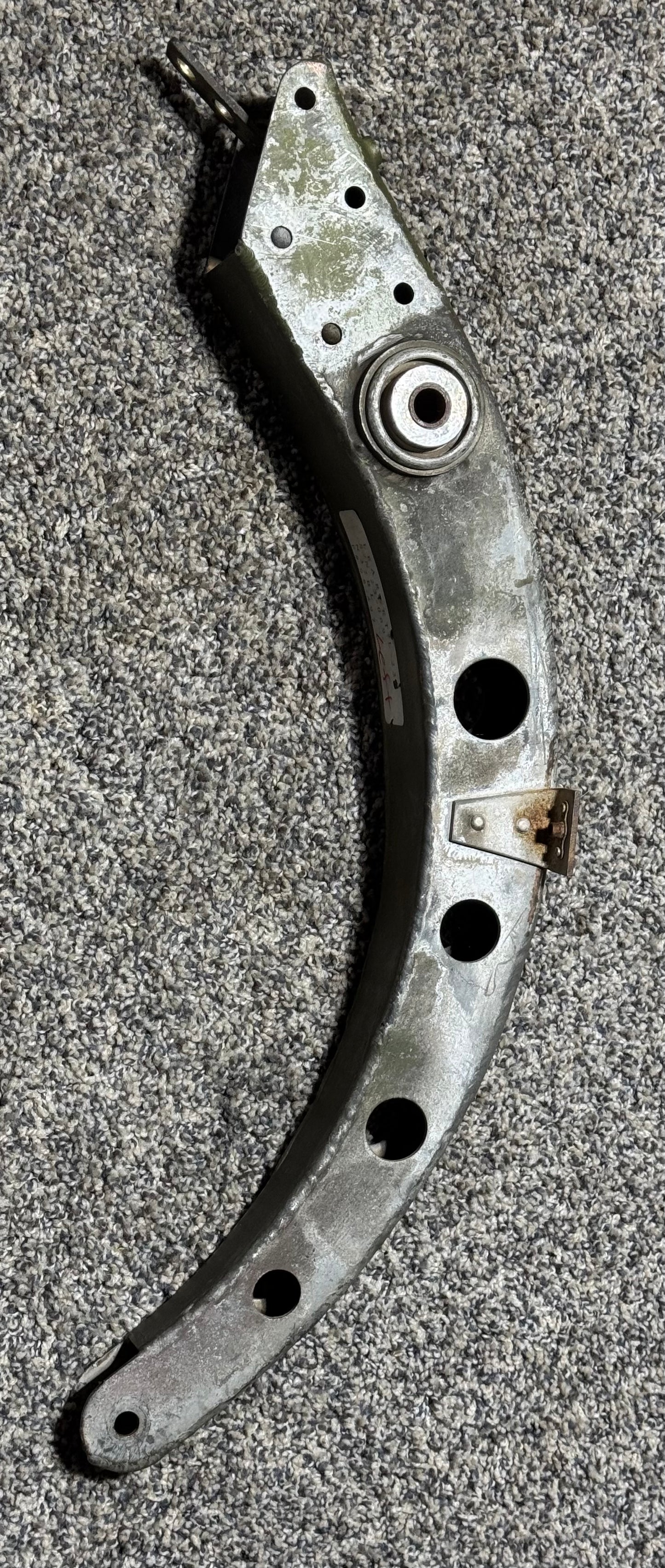 2351038-40 Learjet 25B Engine Yoke LH Assembly