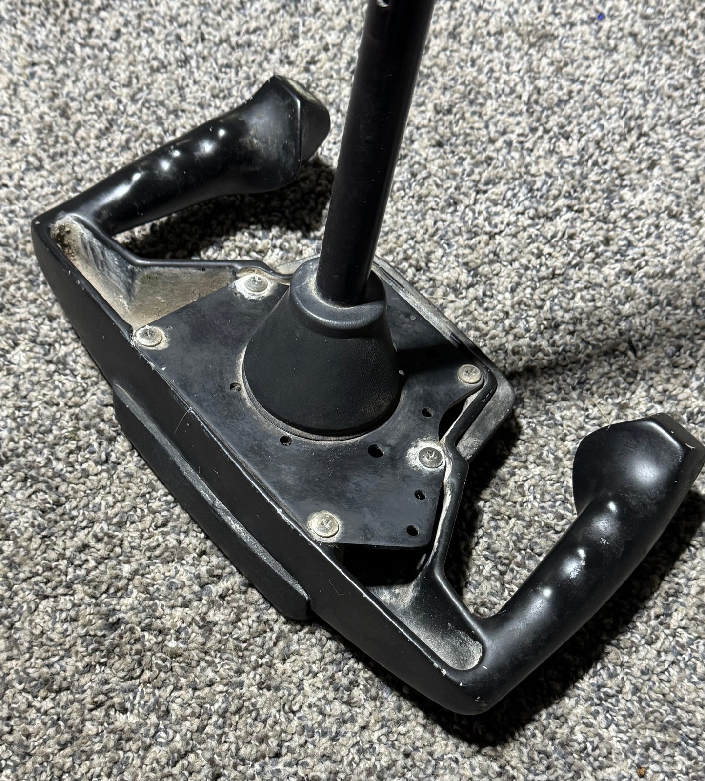 0760019-15 Cessna 210M Control Wheel Assy