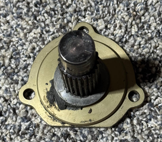 1281018-1 C-182, 210 Cap Actuator Shaft