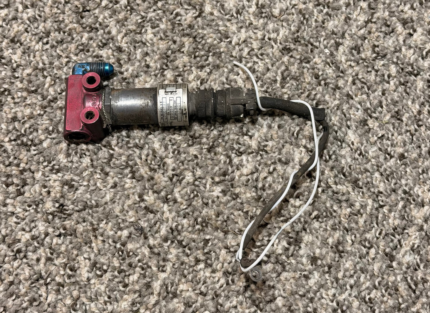 AV1B1597 Aero Commander 500B Midland Ross Corp. Janitrol Solenoid Valve Assembly