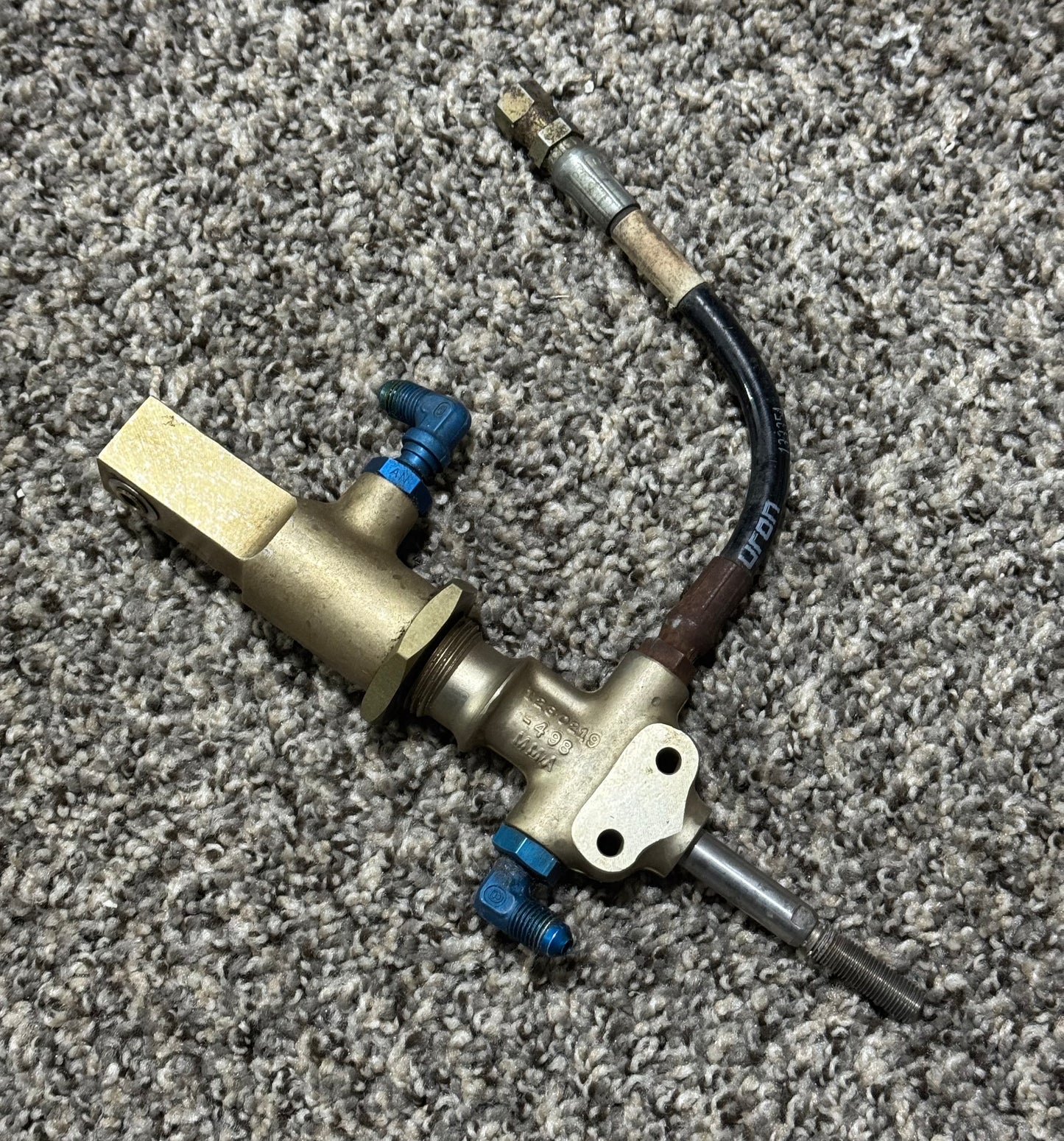 1280120-4 Cessna-210 Main Gear Downlock Actuator (No Rod End)