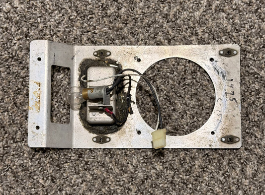 0470112-1 Cessna 150 Overhead Console Light Support Assy