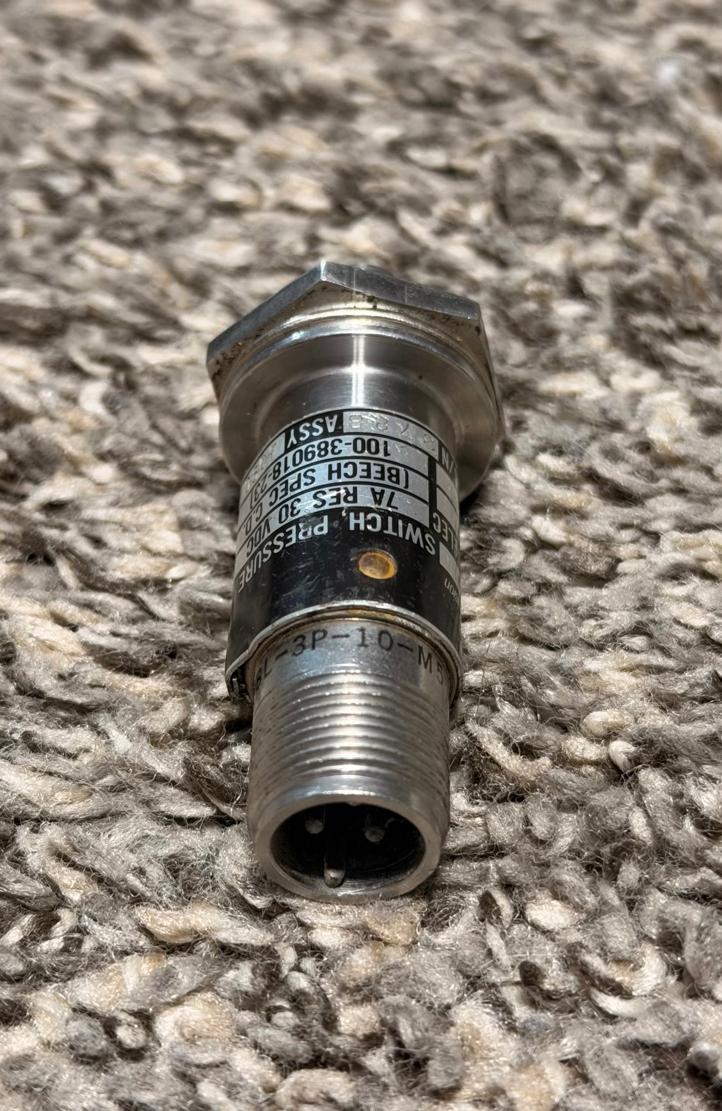 100-389018-23 ITT Neo-Dyn Pressure Switch Assy