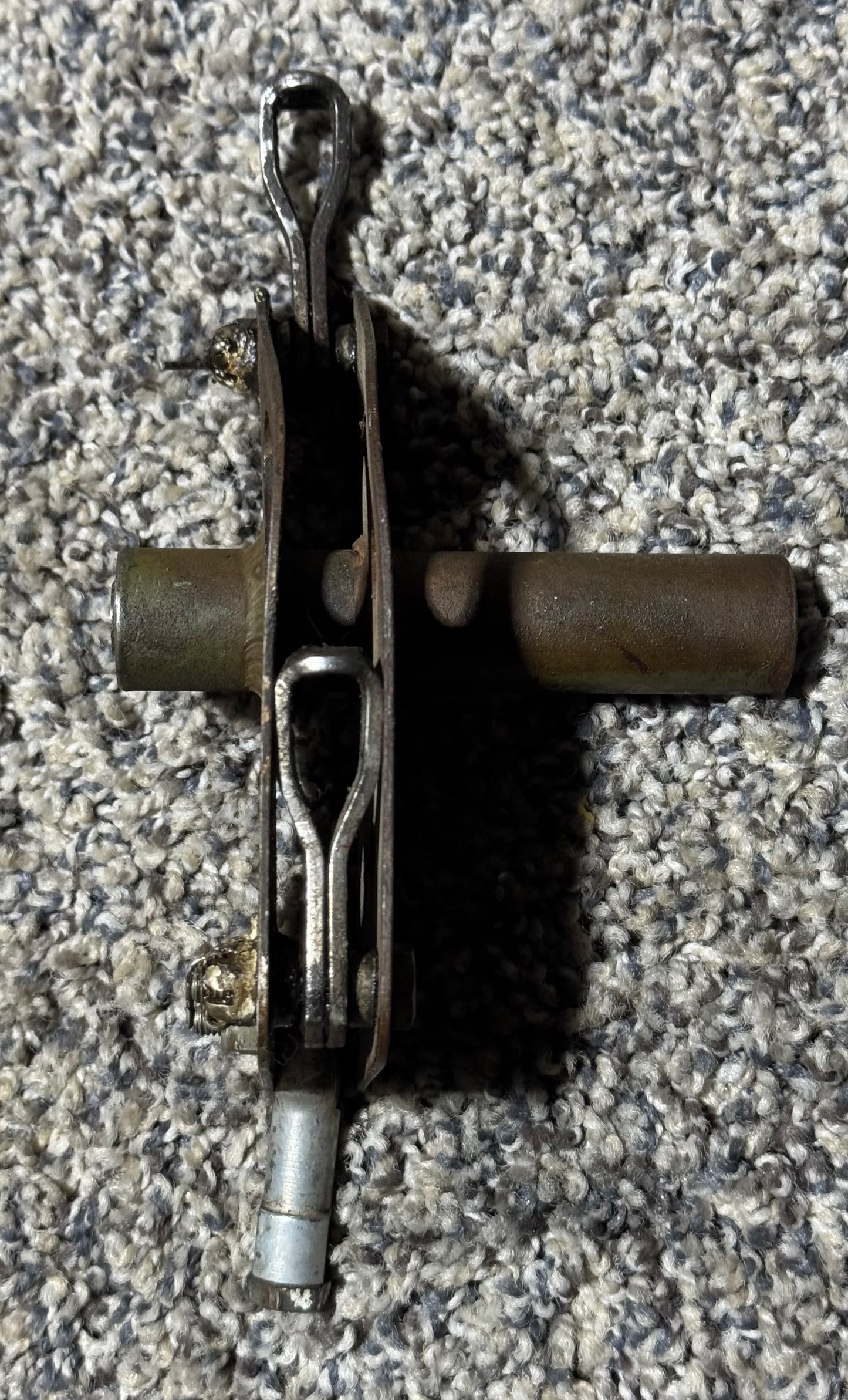 0422430-8 C-172 RH Bellcrank Aileron Assembly