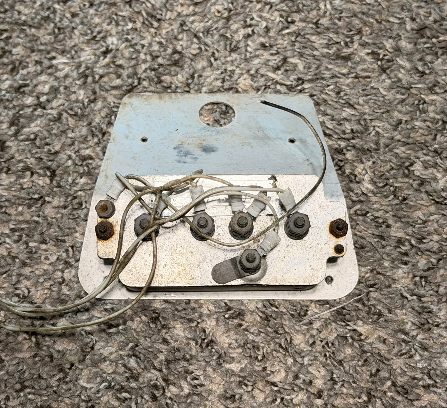 2105028-2 Cessna 210N Fuel Selector Placard W/ 6247-00163 Rochester Dual Fuel Gauge Cluster Assy