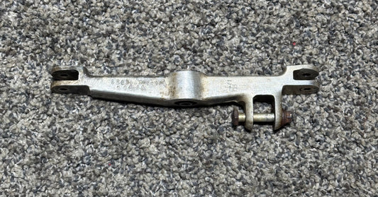 1243411-1 (1243411-497) Cessna T210N Whiffle Tree Nose Gear