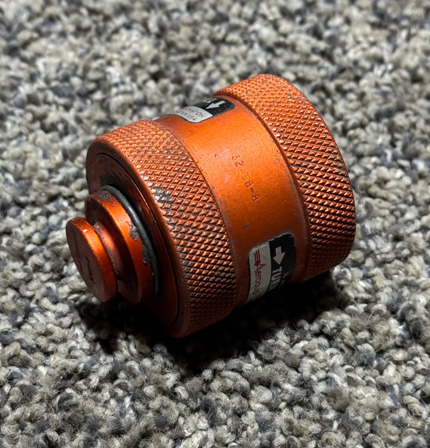 3207-8 Swearingen SA-226T Hydraulic Line Adapter Quick Connect  Cap