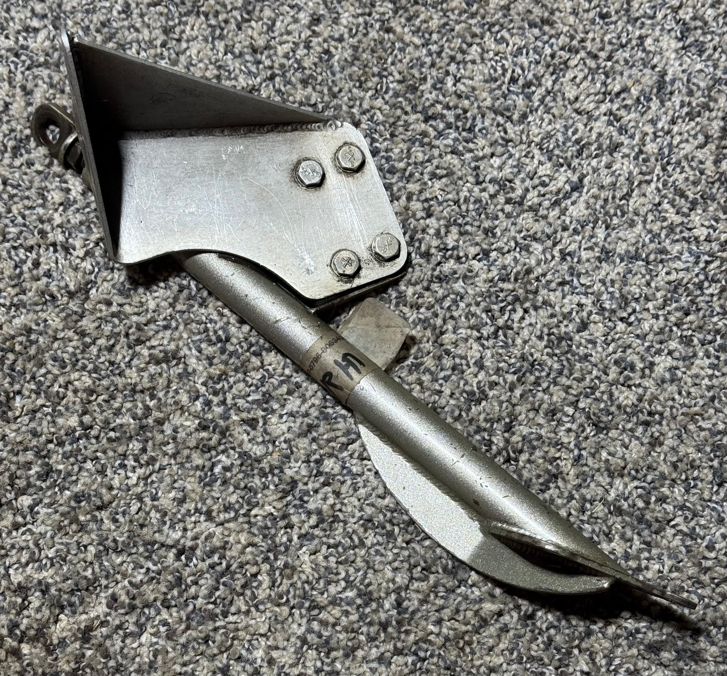 300068-001 Lycoming TI0-540-AA1A5 Turbo Mounting Support W/ Clevis