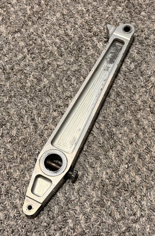 ES10107 Aero Commander 500B Nose Gear Upper Link Assy
