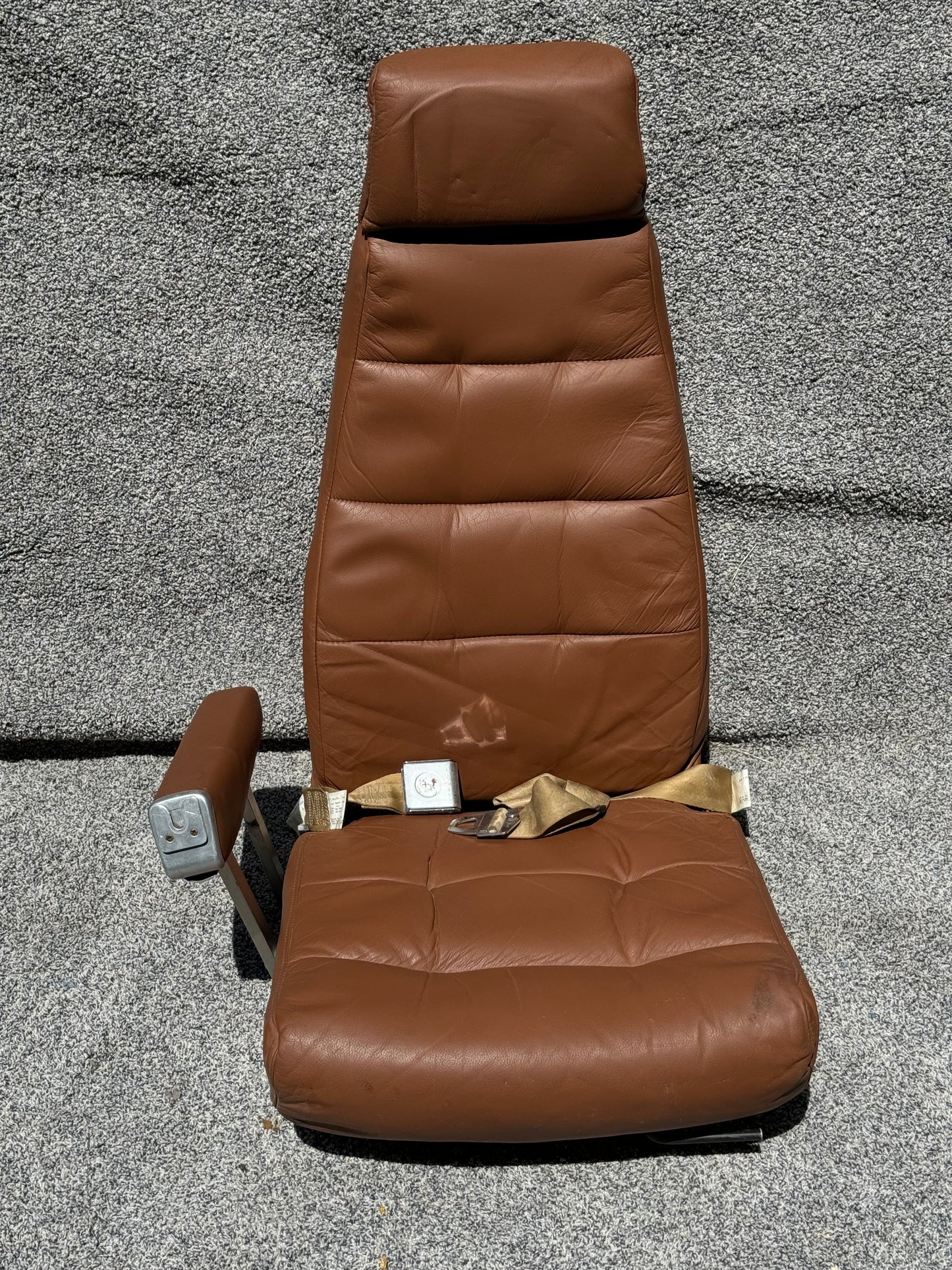 102 530095-53 Beech Baron 58P Seat Assy