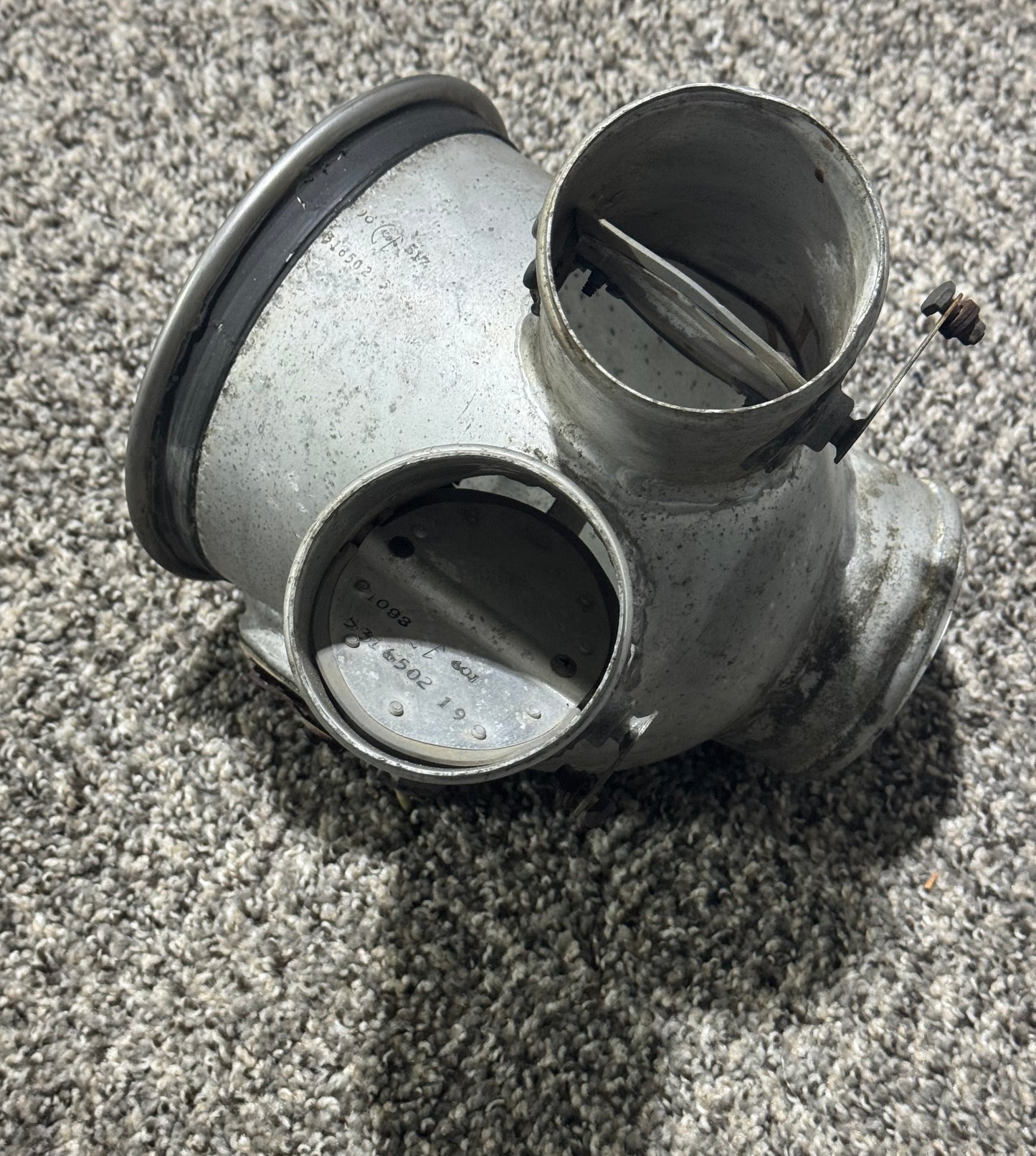 5316502-2 Cessna 340 Plenum Assy
