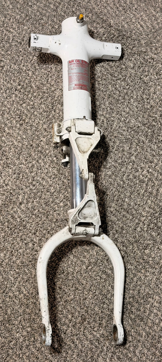 5750039 AeroCommander 500B Nose Landing Gear Steerable