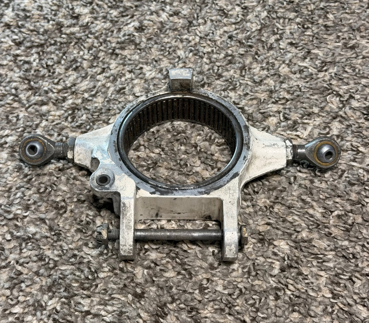 0743011-4 Cessna 210A Nose Gear Steering Assy