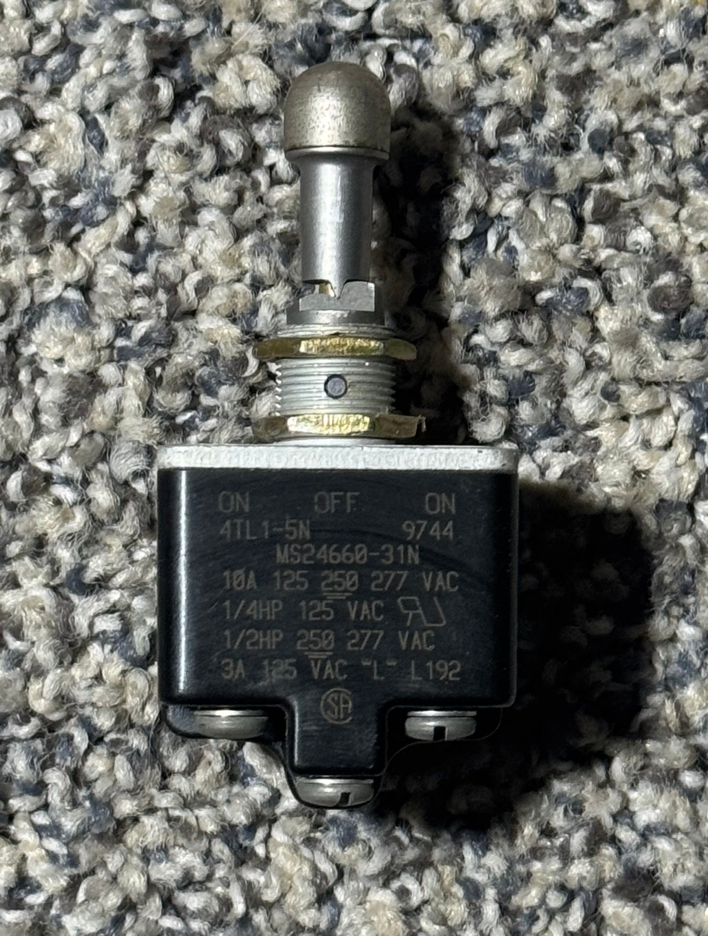 MS24660-31N Micro Switch 3 Position Toggle Switch