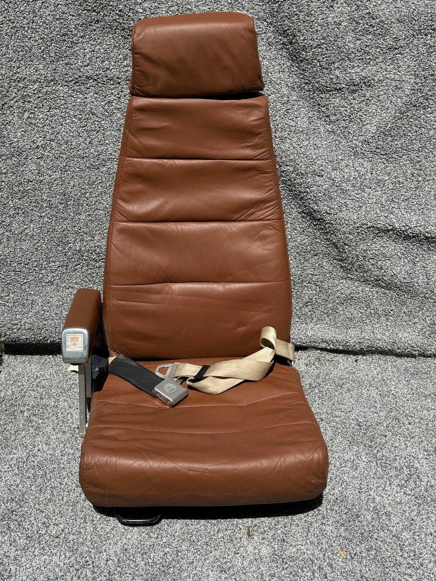 102 530094-3 Beech Baron 58P Seat