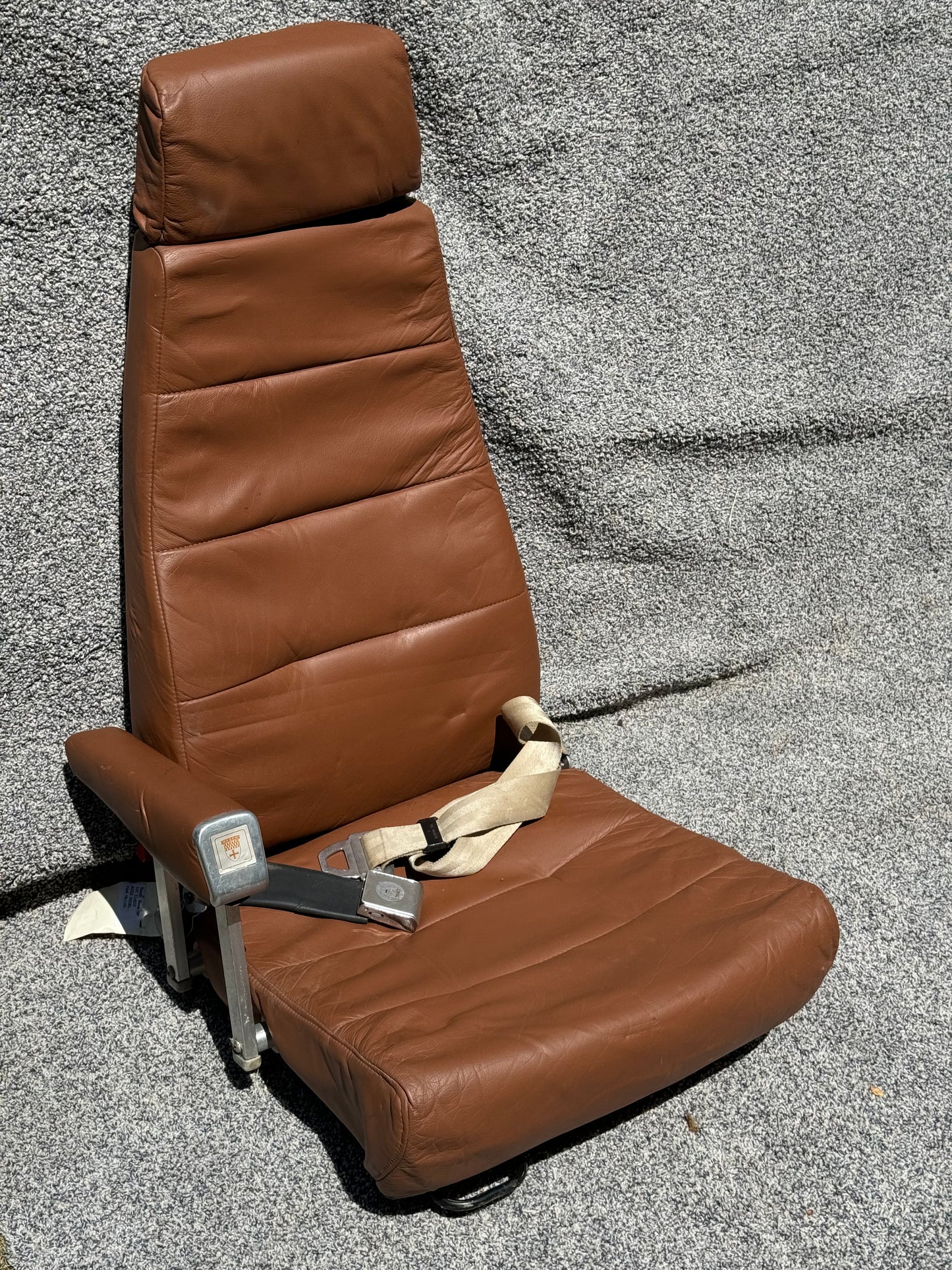 102 530094-3 Beech Baron 58P Seat