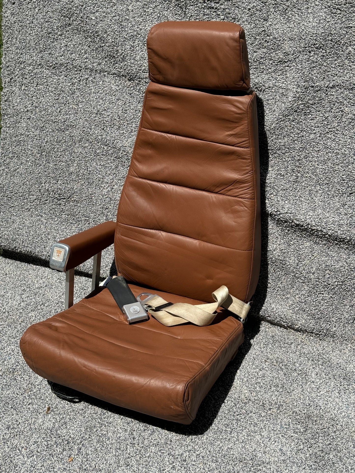 102 530094-3 Beech Baron 58P Seat